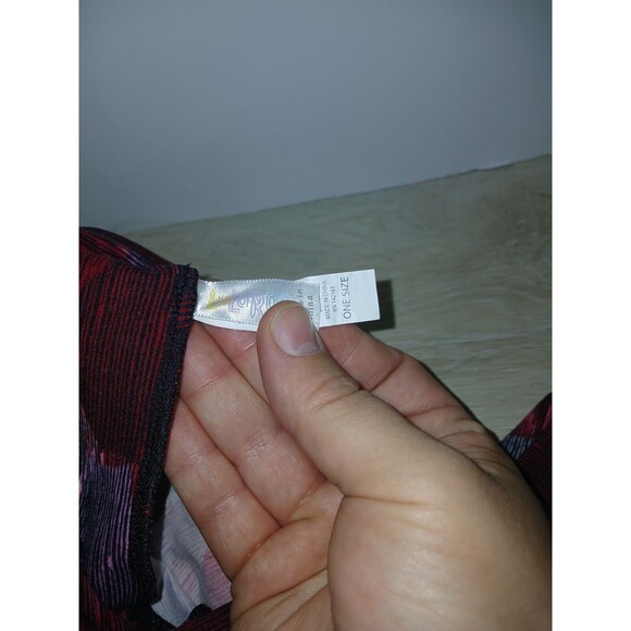 Lot Of 3 LuLaRoe Butter Soft Leggings Womens One Size Hummingbirds Skates Hearts - Picture 7 of 15